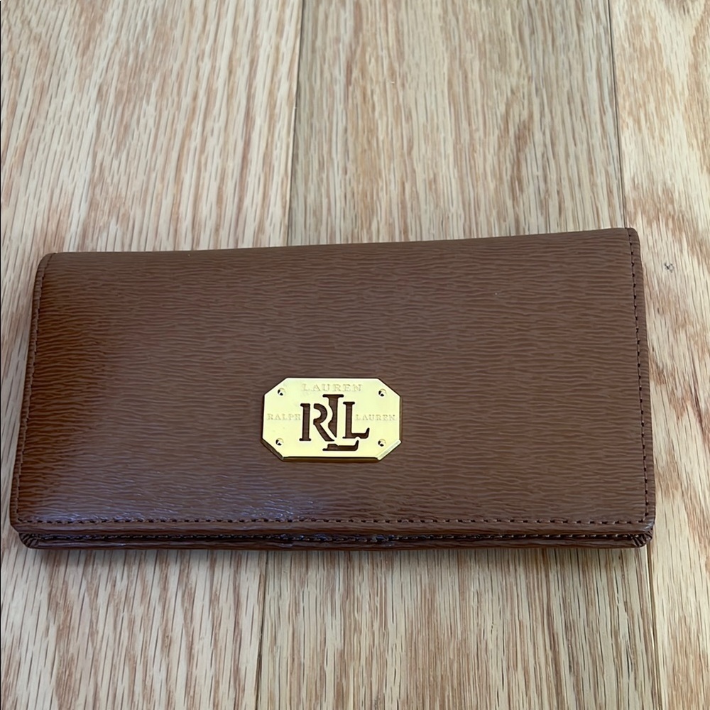 New! Lauren Ralph Lauren dark tan slim leather wallet.